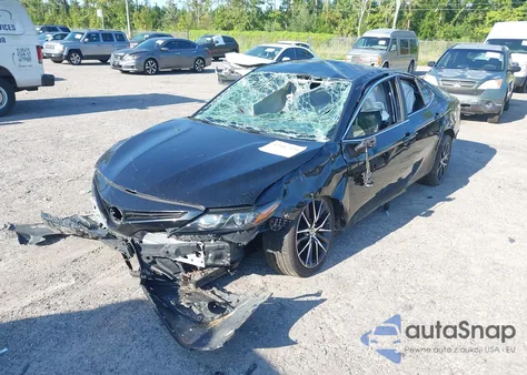 2021 Toyota Camry Se/Se Night Shade z USA, uszkodzony, nr VIN 4T1G11AK2MU454424